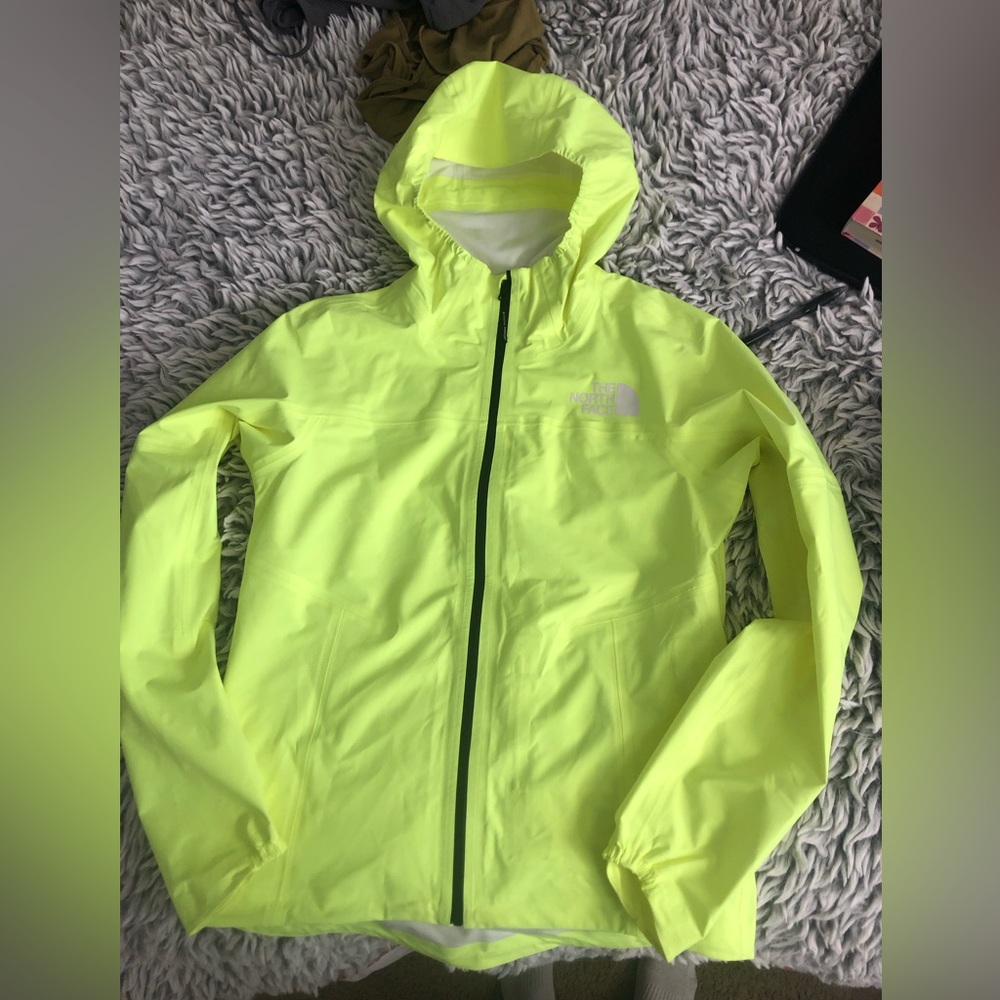 Women’s small waterproof jacket